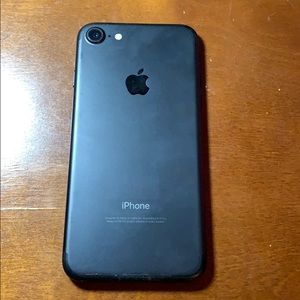 iPhone 7 for sale (carrier is at&t)